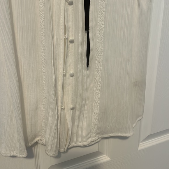 Women’s size small blouse - Picture 10 of 12